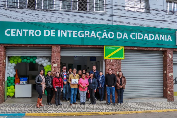 Centro de Integração da Cidadania 10ANOS DE SERVIÇOS PRESTADOS À POPULAÇÃO